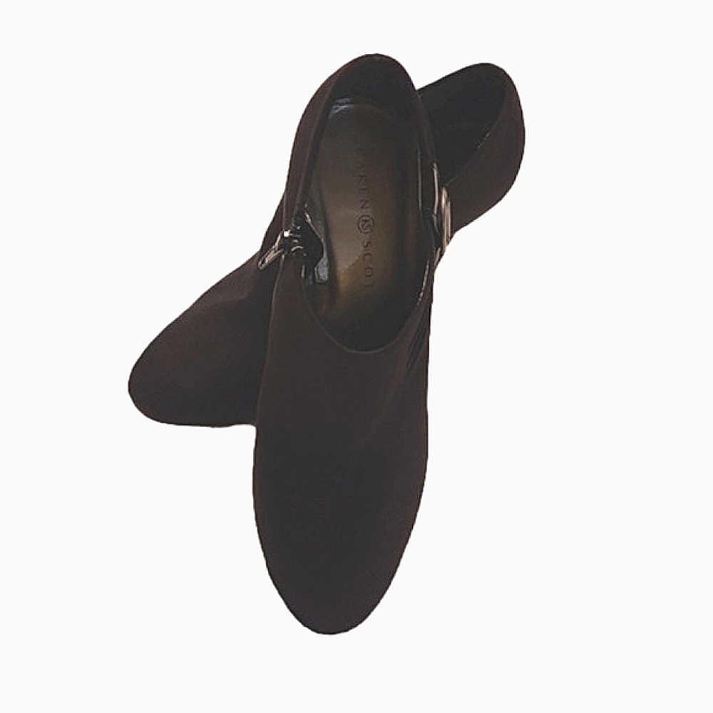 Karen Scott heeled bootie size 8.5